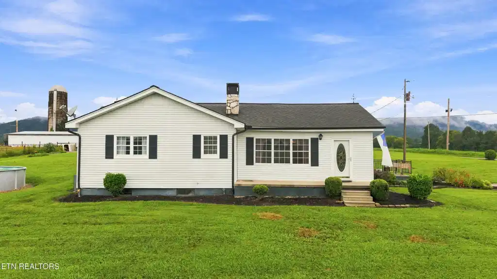 Image 1: 332 Holstein Drive