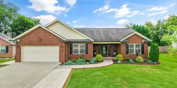 208 Barberry Court