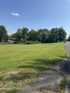 .947 ac Washington Ave
