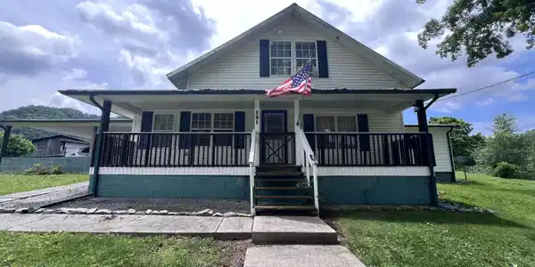 151 DAVIS Rd
