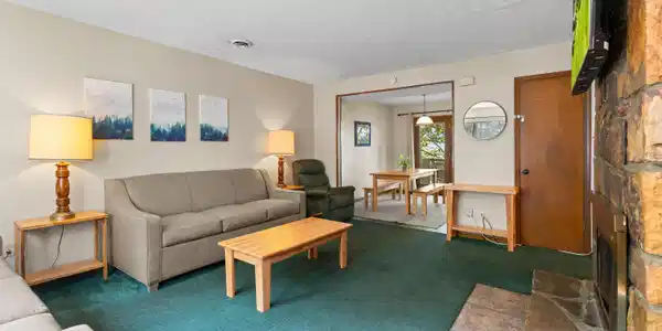 Image 3: Pinecrest Townhomes - 132-03