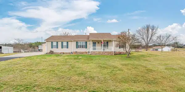 5926 Old Niles Ferry Pike