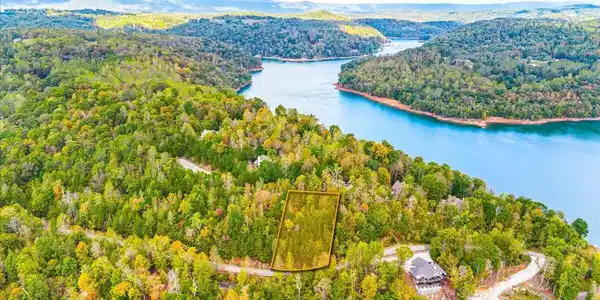 Image 4: Norris-Lake-Lot-Windsor-Pointe