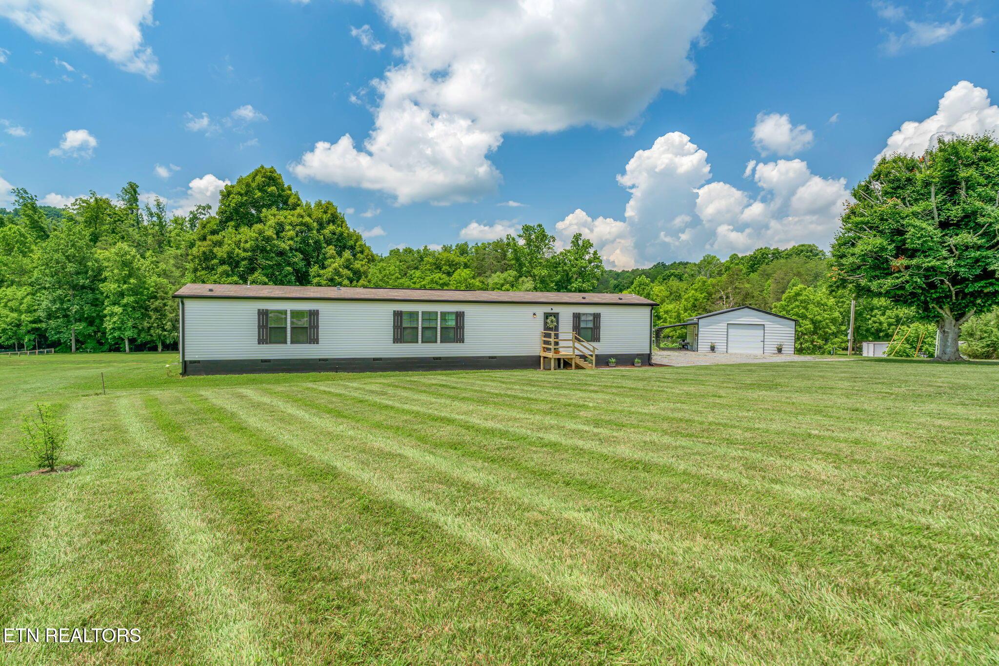 Image 3: 1-web-or-mls-286 JD Farm Road-26