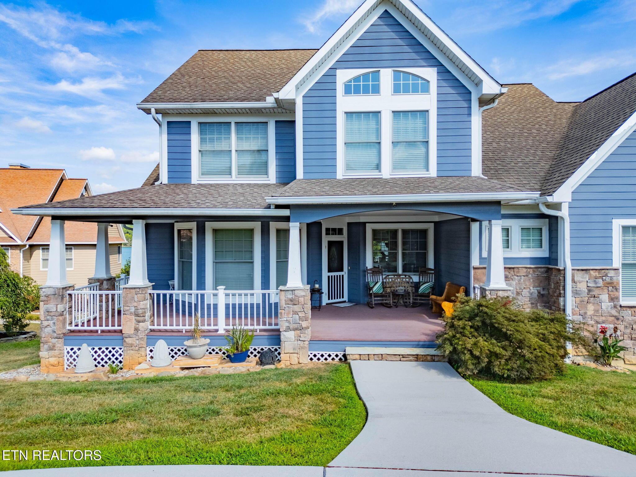 Image 2: 7-web-or-mls-DJI_0872-HDR