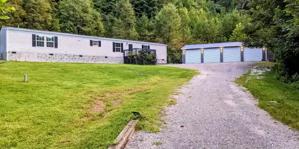746 John Romines Way