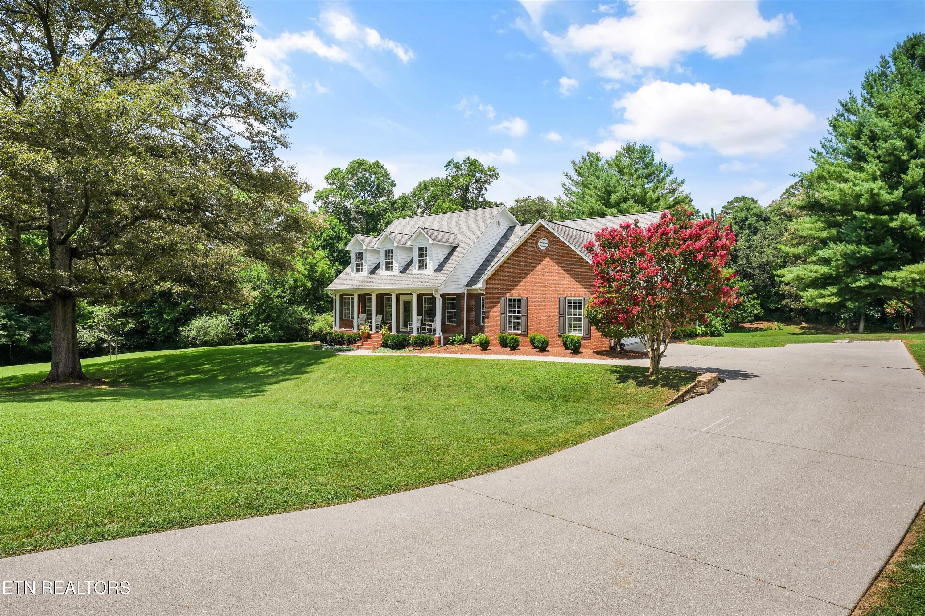Image 3: 04-2039 Chasewood Ln 54