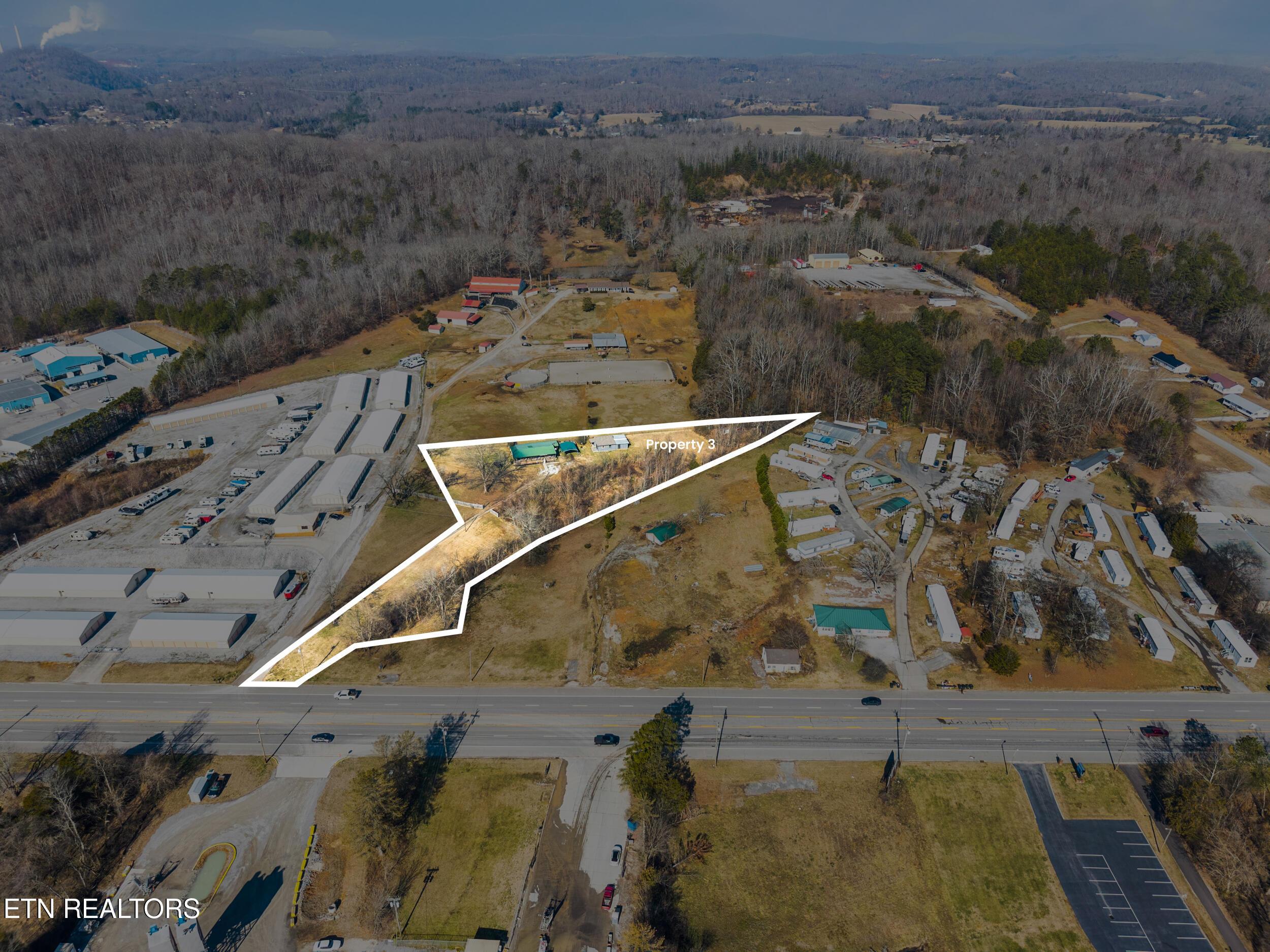 Image 3: 22 Acres Zoned C2 on Gallaher Rd.