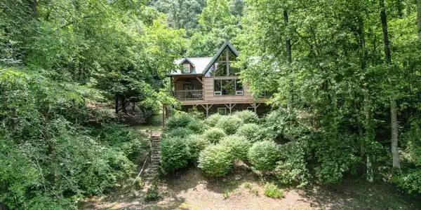 3759 E Hwy 25-70
