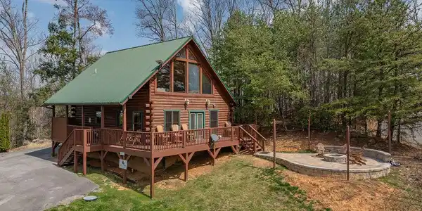 1106 Back Ridge Court