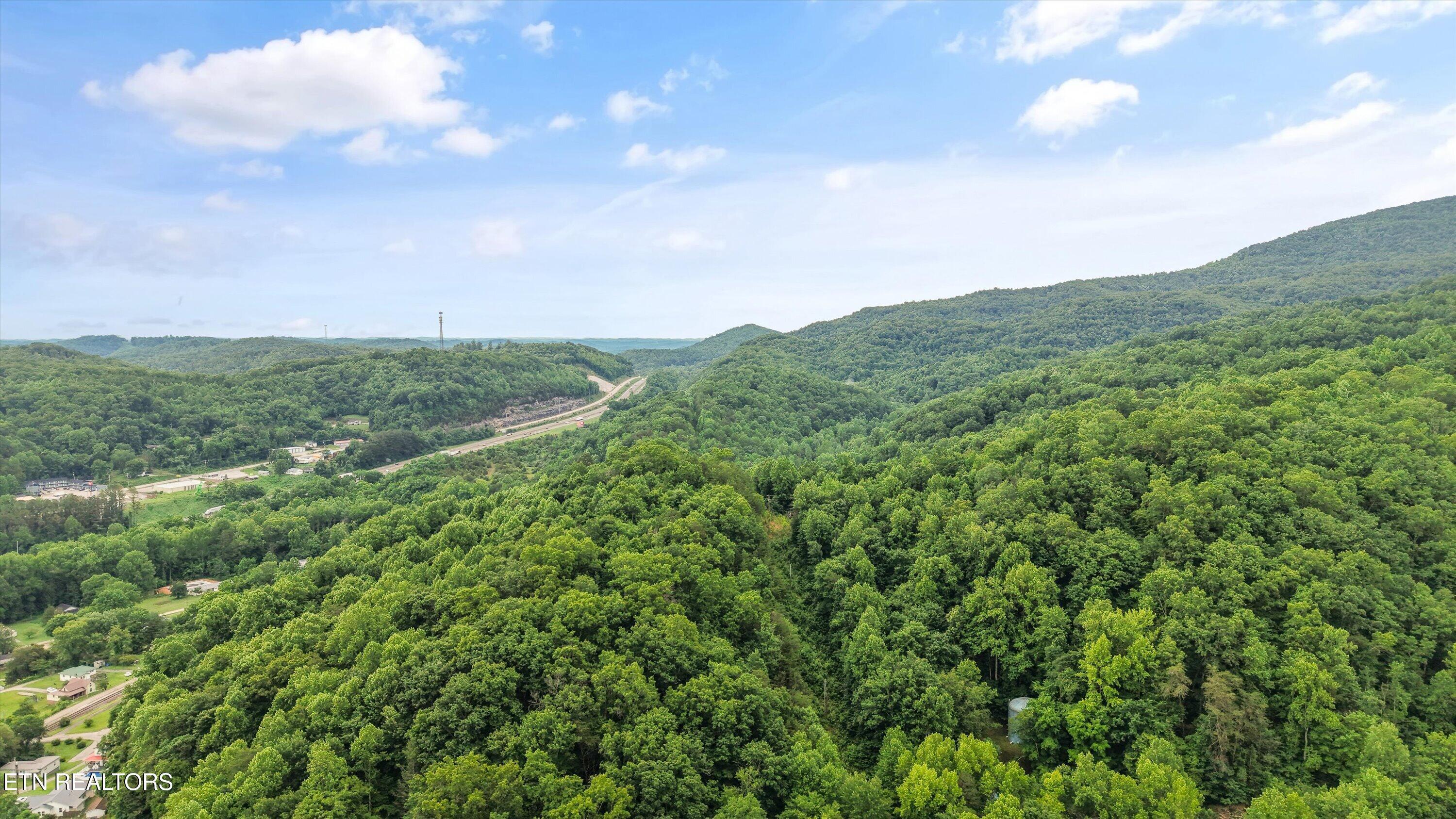 Image 3: 03-Mountain Rd03