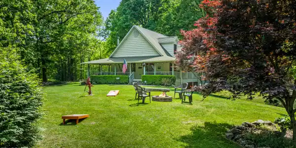 1043 Reagan Springs Rd