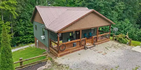 Image 3: 32-2688 Rafter Rd-32