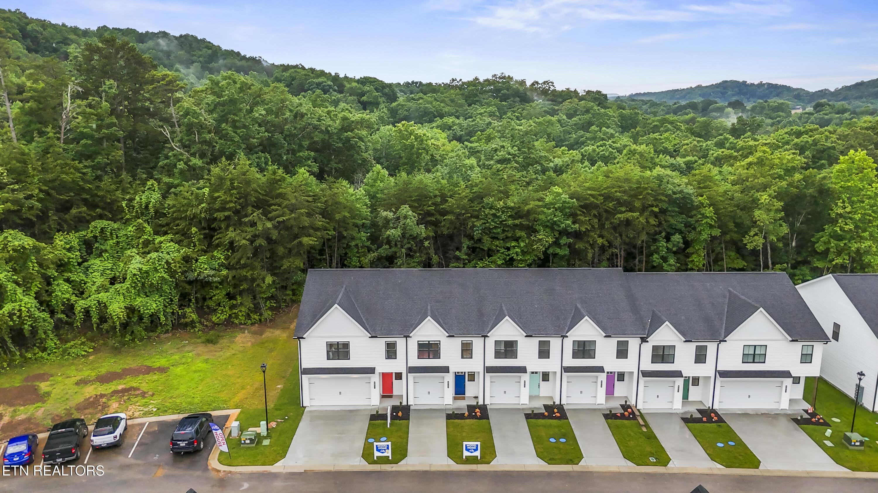 Image 4: 7_dji_20250612181944_0500_d_1