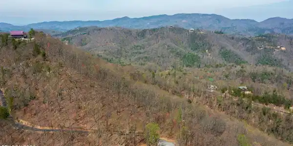 Image 2: homesandvideos aerials-2499