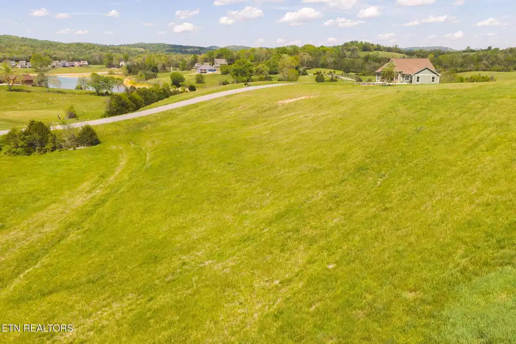 Image 1: DJI_20260420150606_0572_D