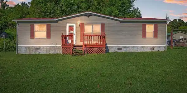 190 County Road 897