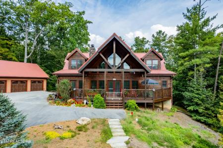 138 White Oak Lane
