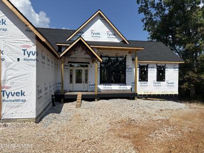 300 Bluff Trace