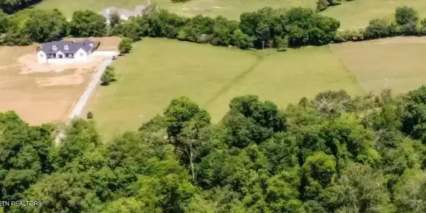 Holston River Drive