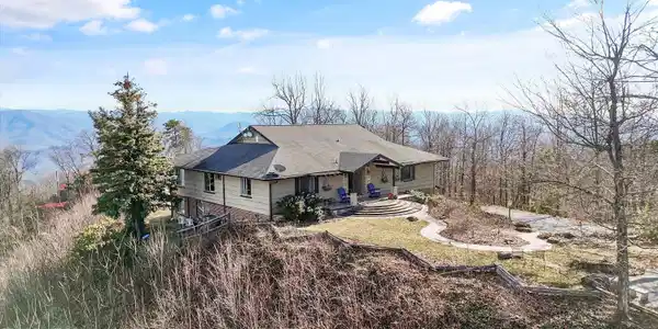 3060 Tower Rd