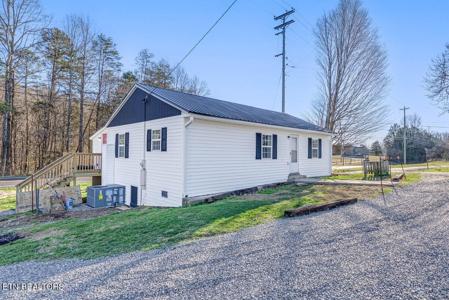 102 Rostron Lane