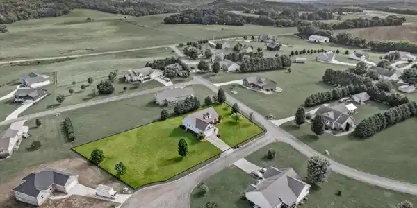 Image 4: 29-300 Moores Way-29