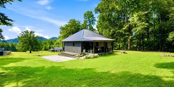 Image 4: 151 Saffles Rd, Madisonville, TN