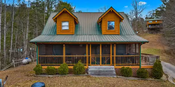 180 Cove Hollow Rd