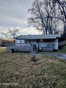414 Hen Valley Rd