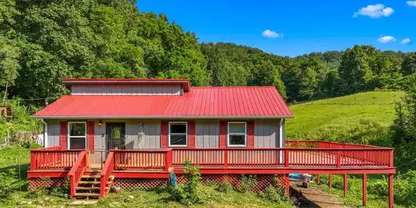 1446 War Valley Rd