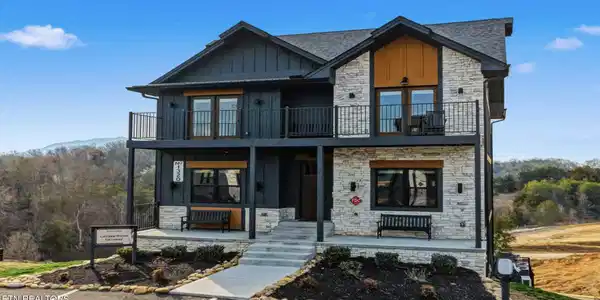1320 Wildhorse Ridge Way