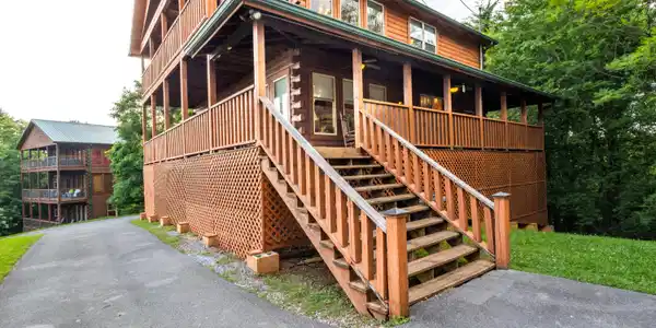 2031 Oakmont Drive