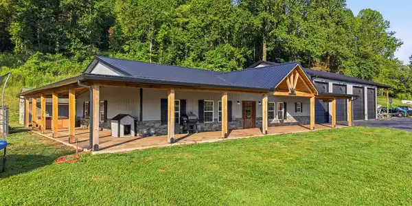 Image 4: massive porches