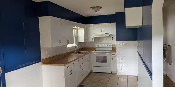Image 2: 5 kitchen