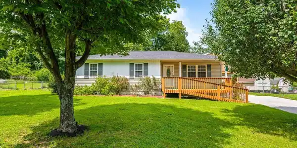 Image 2: 03-227 Higdon Ln