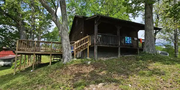 728 Essary Rd