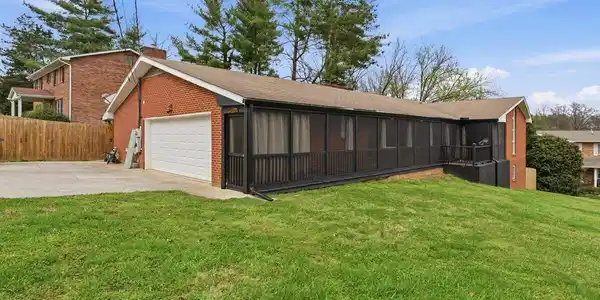 Image 2: Exterior 2
