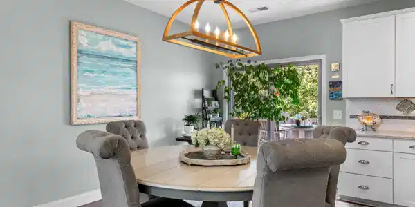 Image 3: Dining Room