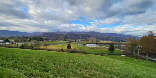 Indian Creek Rd