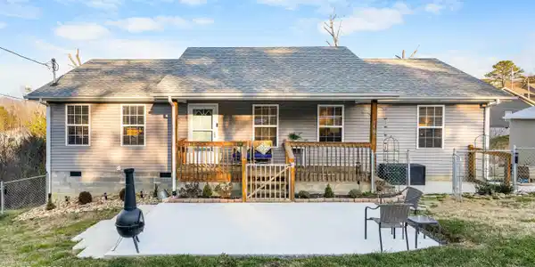 118 View Lane