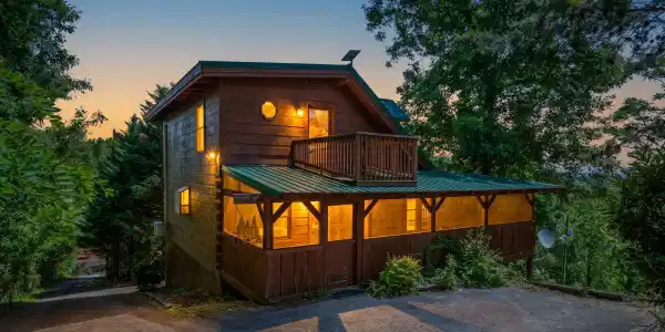 1086 Sharp Hollow Rd