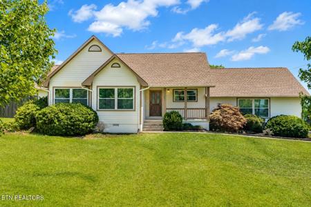 7702 Old Clinton Pike