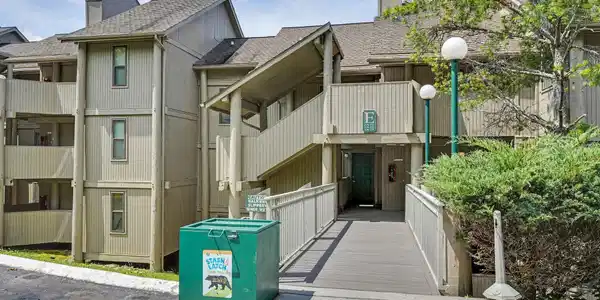 Image 3: 3710-weber-road-unit-e104-2