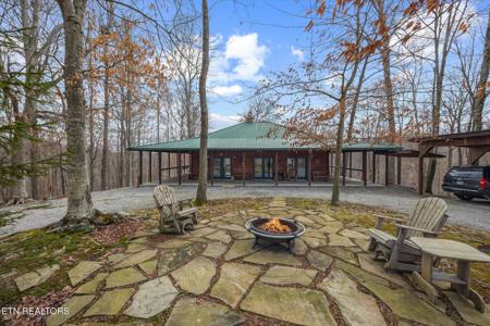 122 Black Oak Lane