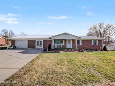 232 Farris Circle