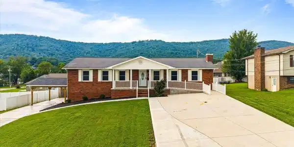 334 Indian Mound Circle