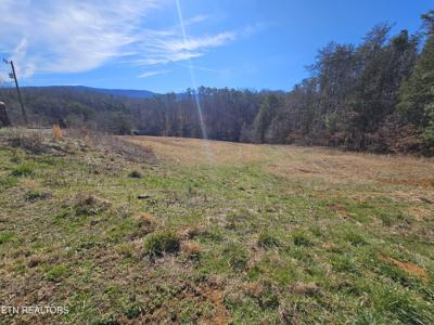 4420 6 Mile Rd