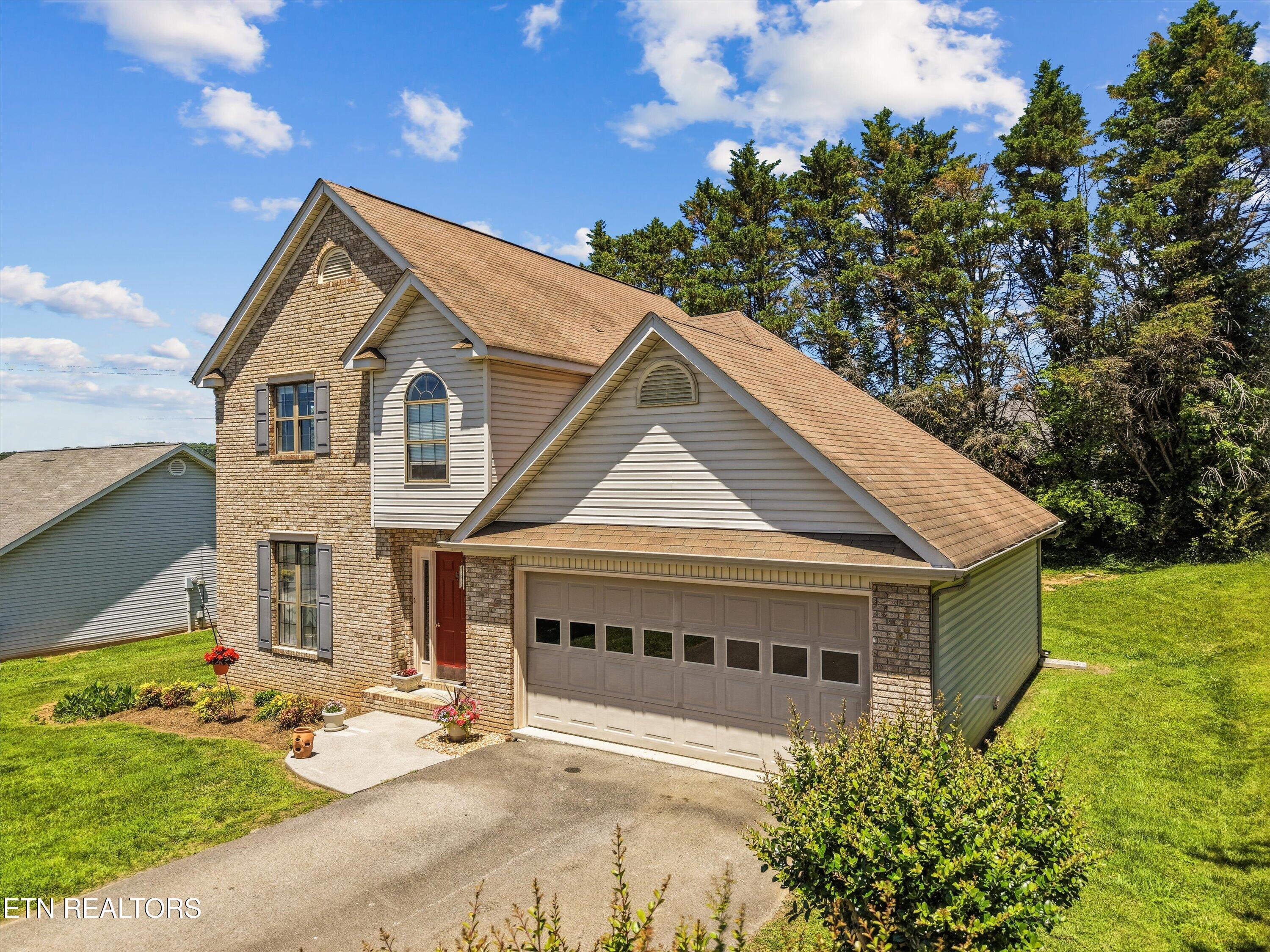 Image 4: 04-2429 Village Ln 30