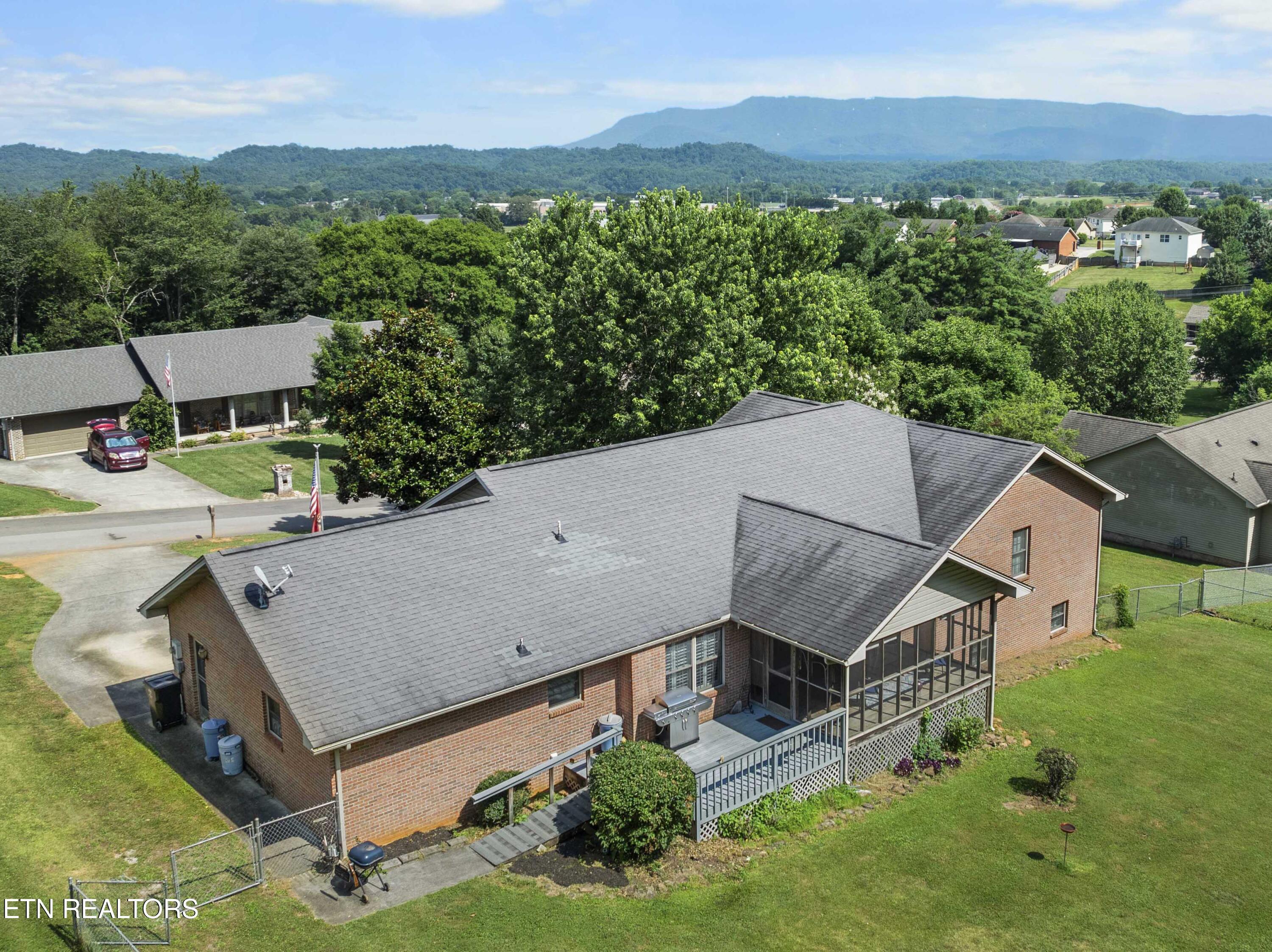 Image 2: DJI_0526
